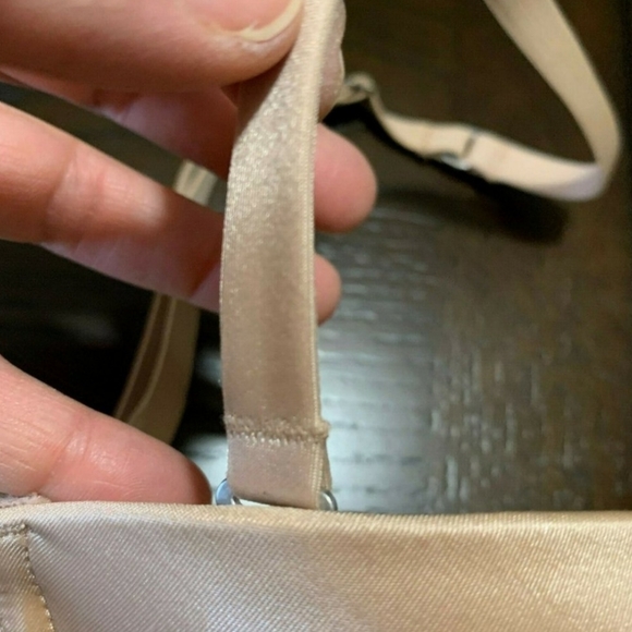 Victoria Secret Bra 32A Biofit Multiway Push Up - Picture 4 of 8